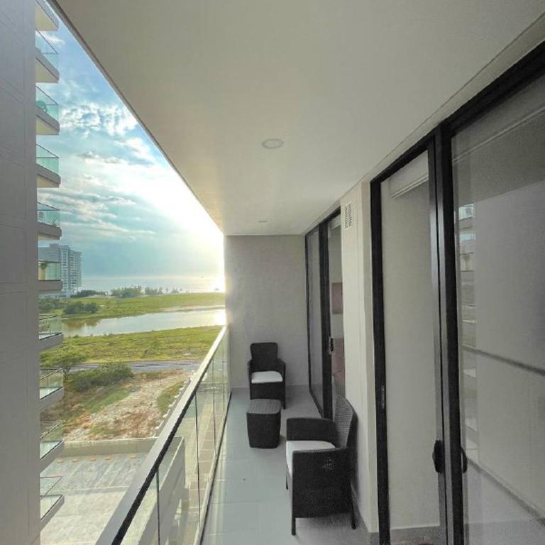 Balcon privado y vista al mar en Bello horizonte - Apartamento de 1 dormitorio - 8