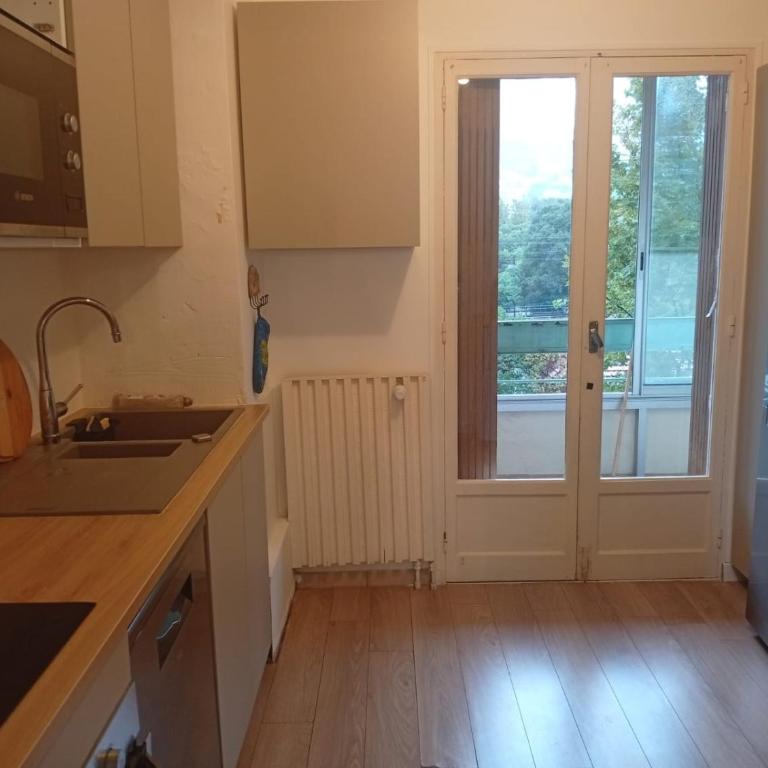 Appartement cosy toulon - Appartement 2 Chambres avec Balcon et Terrasse - 5