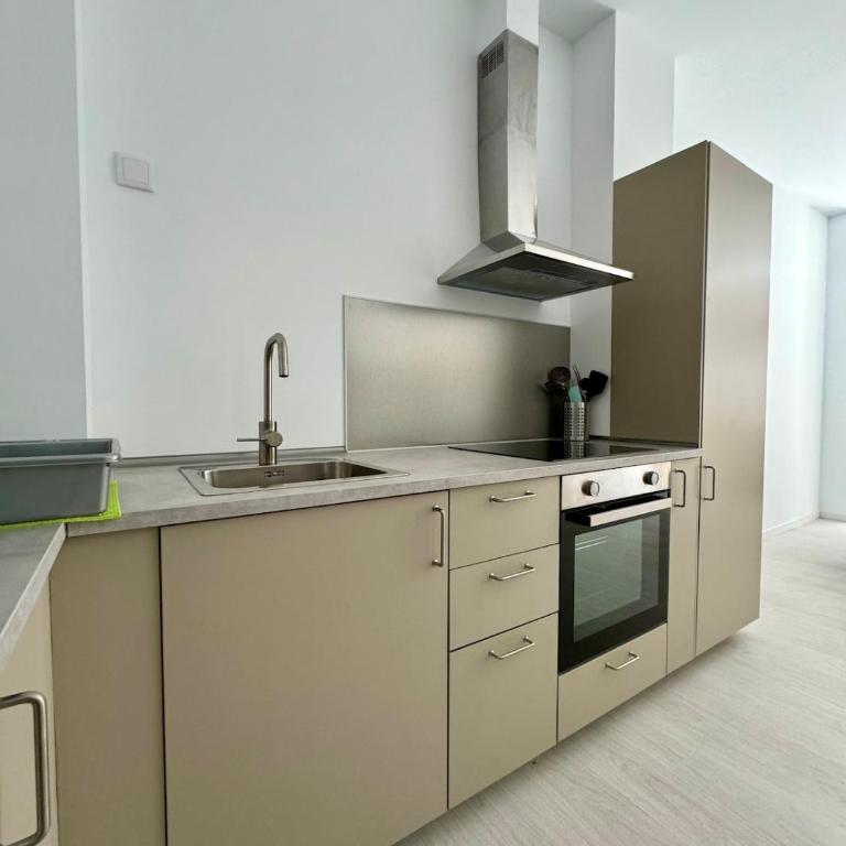 6 Personas Oceanografic Ciencias Roig Arena - Apartamento de 2 dormitorios - 3