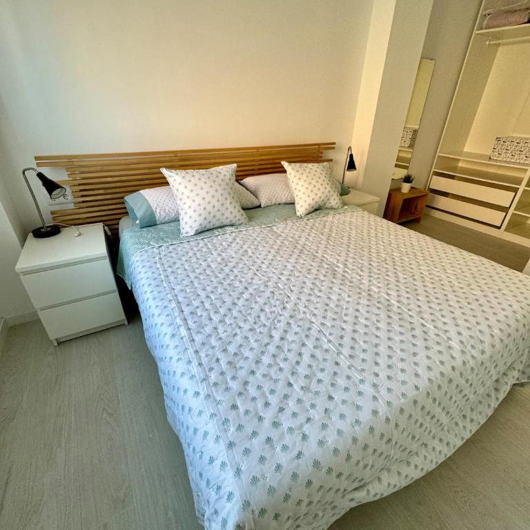 6 Personas Oceanografic Ciencias Roig Arena - Apartamento de 2 dormitorios - 4