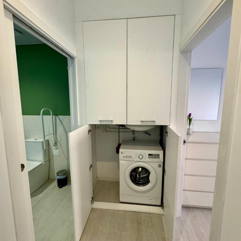 6 Personas Oceanografic Ciencias Roig Arena - Apartamento de 2 dormitorios - 22