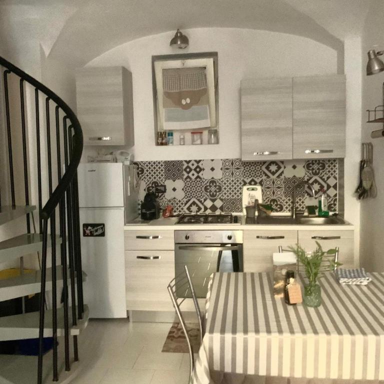 Appartamento grazioso in centro storico a Perugia - Appartamento con 2 Camere da Letto - 4