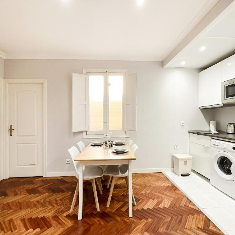 Apartamento I Alcalá-Retiro. Ideal parejas - Apartamento - 12