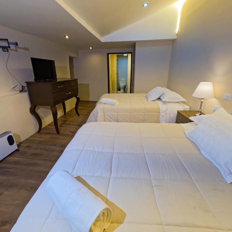 Apartment one block from Cusco's Plaza Mayor - Two-Bedroom Deluxe Apartment - 3