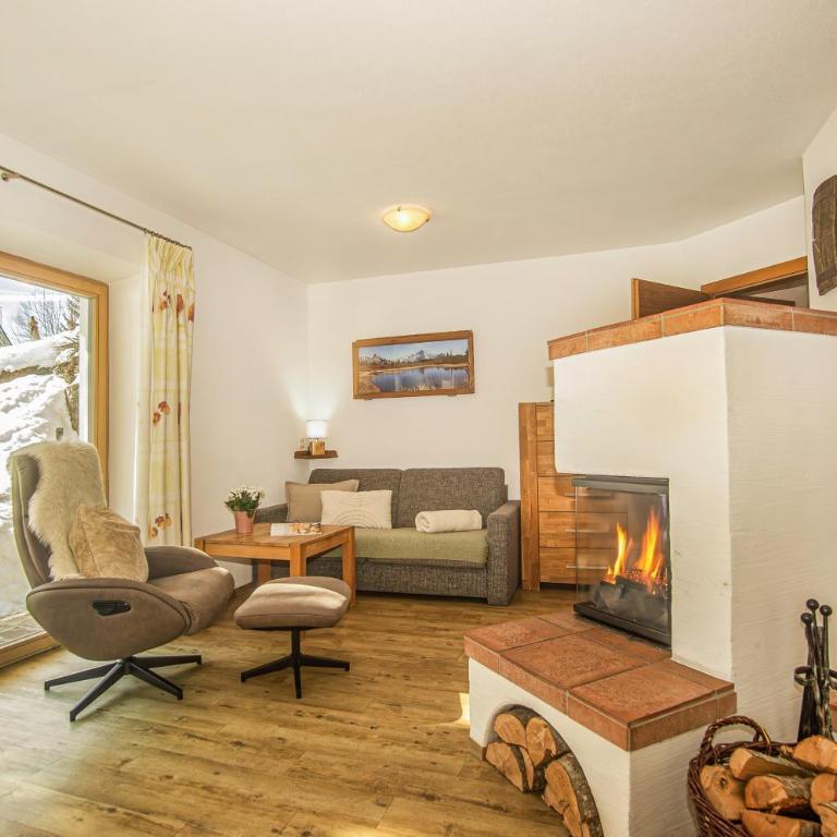 Ferienwohnung Bergblick - Two-Bedroom Apartment with Terrace - 2
