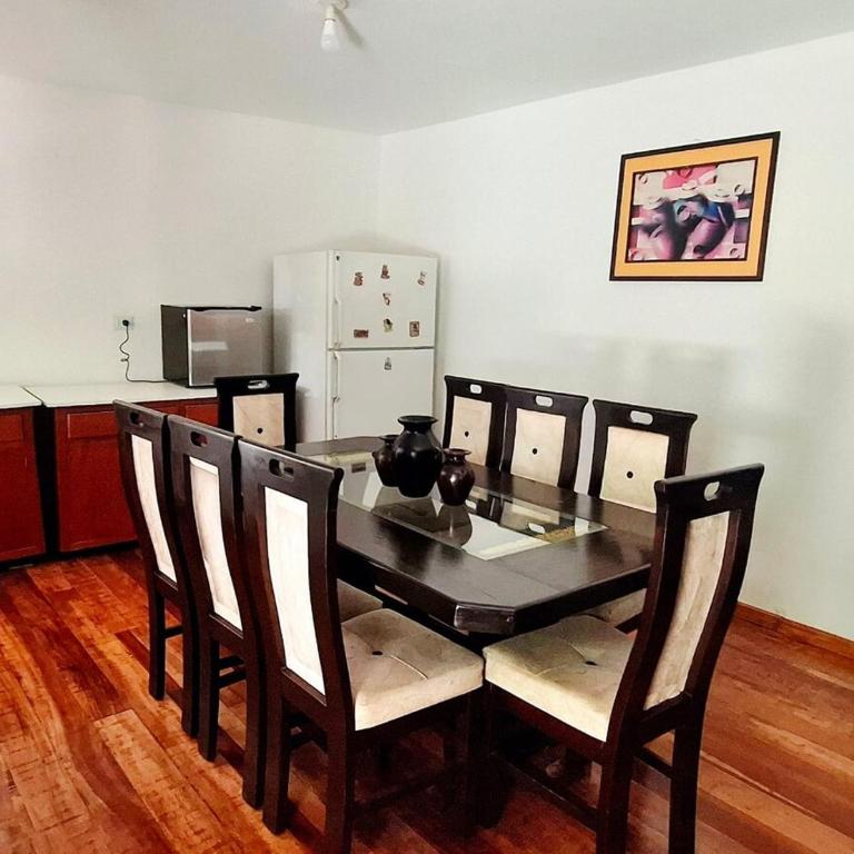 The Green Corner Urubamba - Three-Bedroom House - 10