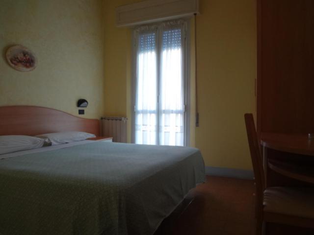 Hotel Villa Aurora - Camera Matrimoniale/Doppia con Letti Singoli con Vista Mare - 11