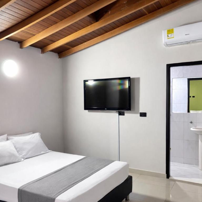 Hotel Verony La 70 - Laureles Estadio - Family Room - 2