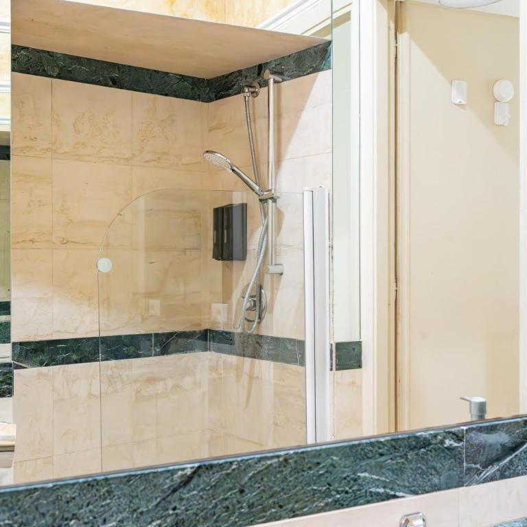 Trevi Welcome Apartment - Appartamento con 2 Camere da Letto - 2