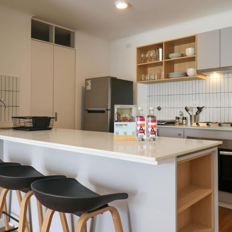 Polo Living in Miraflores by Wynwood House - Two-Bedroom Apartment - 6