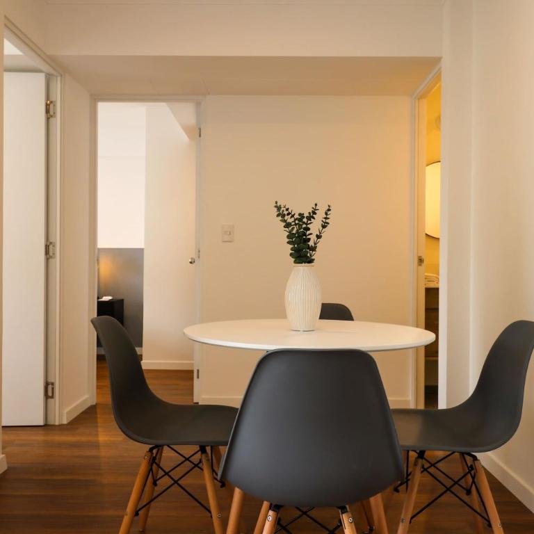 Polo Living in Miraflores by Wynwood House - Two-Bedroom Apartment - 12