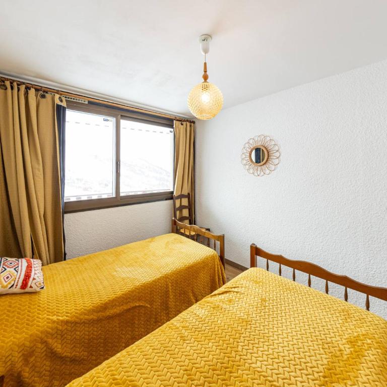 Appart 8 pers au pied des pistes, balcon sud, centre-station - Apartment mit 2 Schlafzimmern - 4