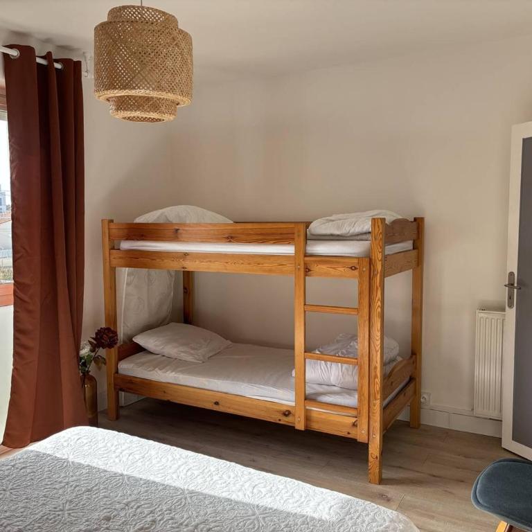 Appartement charmant à Royan - 4 pers, proche marché, balcon, ascenseur, équipements bébé - FR-1-738-13 - Appartamento - 6