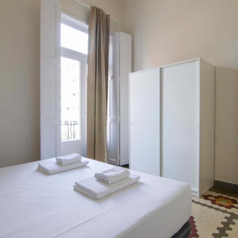 Spacest - Carrer de Francesc Cubells C - Apartment - 13