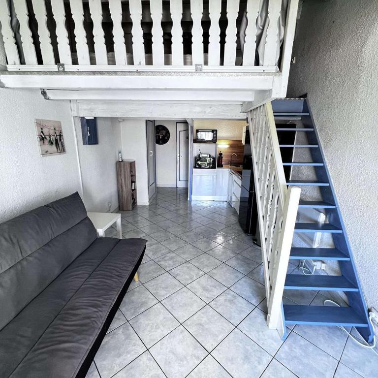 Studio Mezzanine avec Piscine, Clim, Parking et Lave-linge - Proche Plage - FR-1-702-50 - Studio - 12
