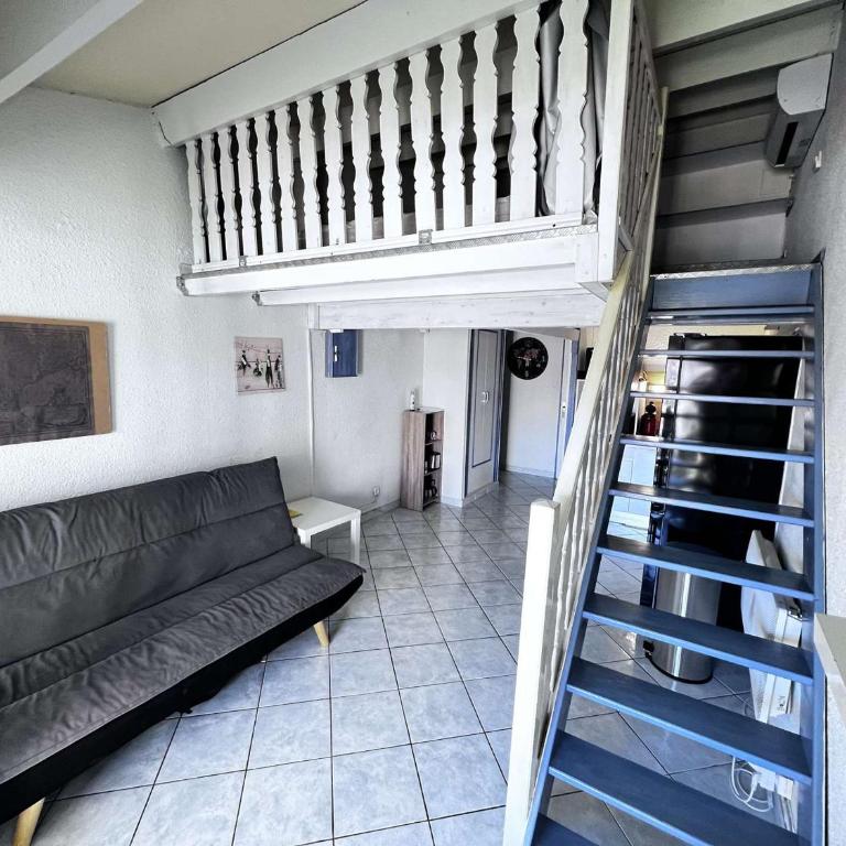 Studio Mezzanine avec Piscine, Clim, Parking et Lave-linge - Proche Plage - FR-1-702-50 - Studio - 13