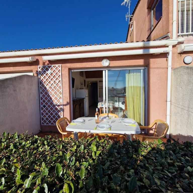 Maison Familiale avec Terrasse, Animaux Bienvenus - FR-1-387-222 - Maison de Vacances - 12