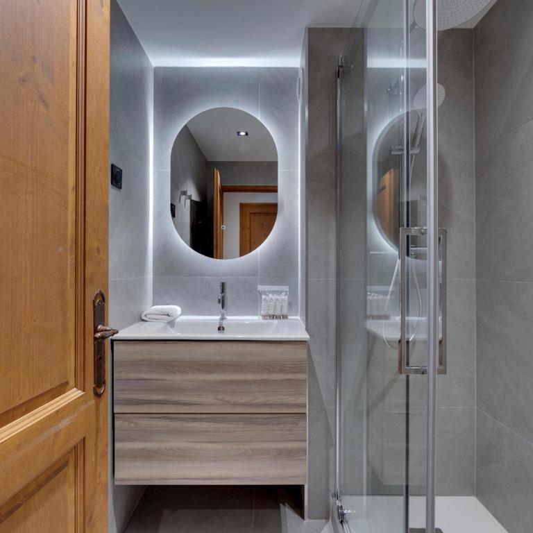 Arc 1950 - Apt spacieux pour 10 pers, 4 chambres, accès skis aux pieds - Apartamento con 4 dormitorios - 5