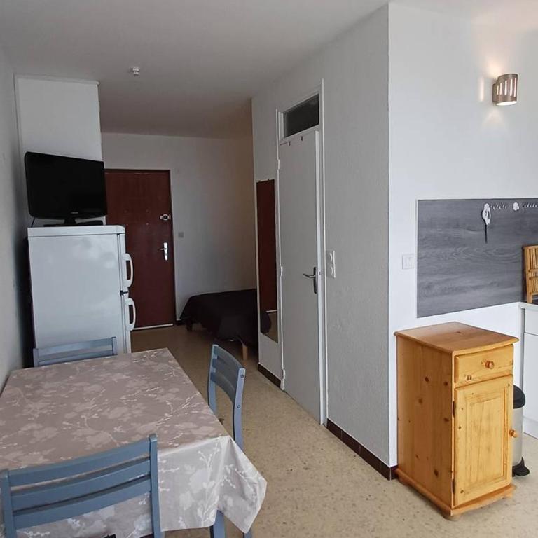 T1 au 2ème étage, proche établissement thermal, animaux acceptés - FR-1-571-11 - Apartment (2 Adults) - 7