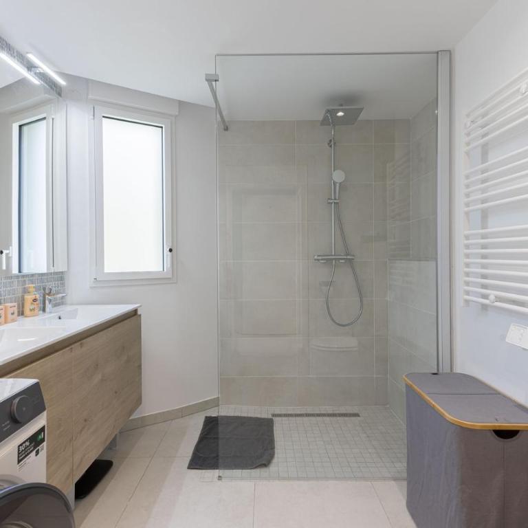 Clos des Chênes - terrace with sea view, modern, AC - Apartment - 28