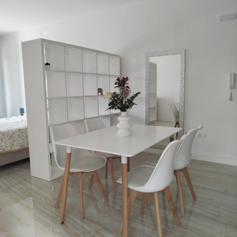 SALT Studio Apartment - One-Bedroom Apartment - 5