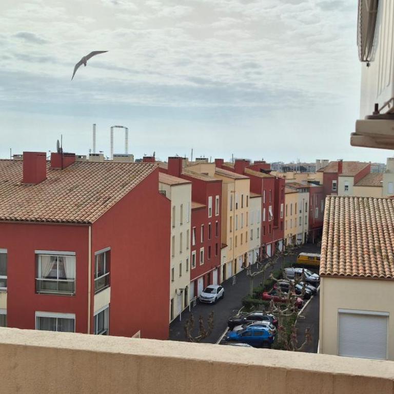Port Brescou, T3 en duplex climatisé, superbe vue sur le port - Apartamento de 3 dormitorios - 36