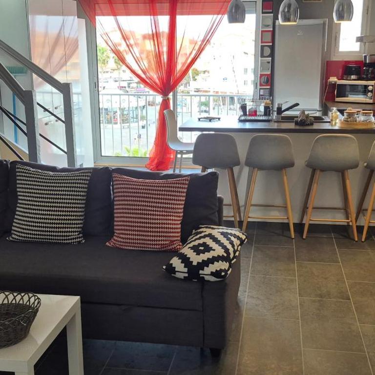 Port Brescou, T3 en duplex climatisé, superbe vue sur le port - Apartamento de 3 dormitorios - 1
