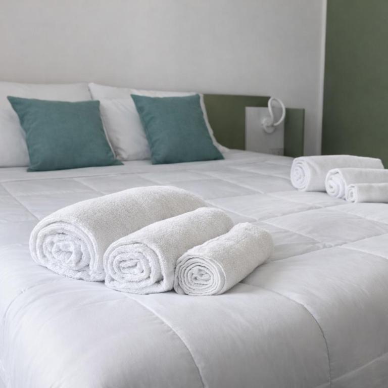 Mo' Vediamo rooms - Deluxe Triple Room - 10
