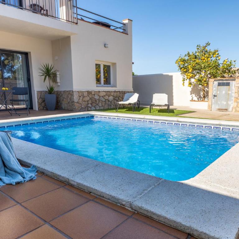 Casa Montgri - Casa de 4 dormitorios - 3