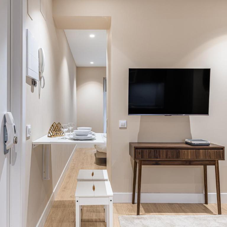 Waou Essence VI Antón Martín - Corta Duración - One-Bedroom Apartment - 5