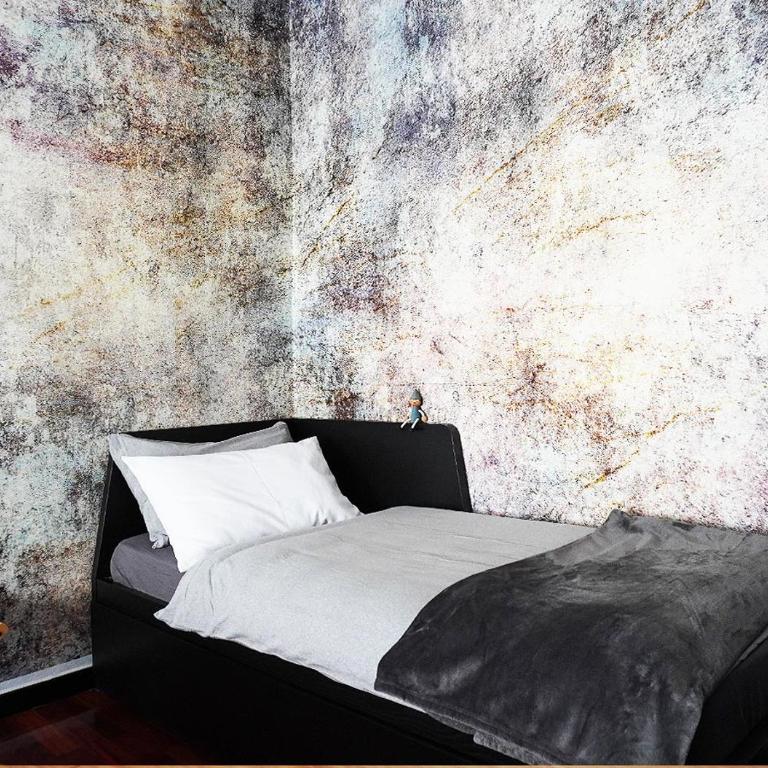 10 Min Centrale - Bright & modern, up to 5 beds - One-Bedroom Loft Apartment with One Queen Bed - 17
