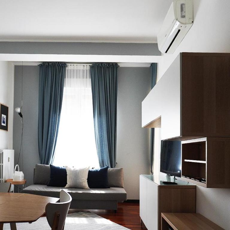 10 Min Centrale - Bright & modern, up to 5 beds - One-Bedroom Loft Apartment with One Queen Bed - 25