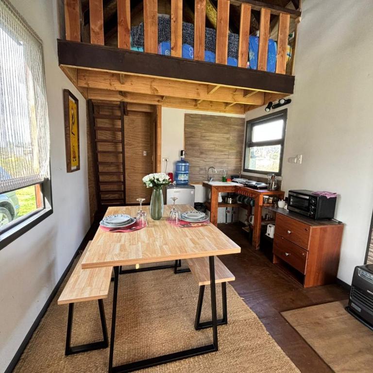 Tiny House, Tiny Black Frutillar - Family Room with Garden View - 11