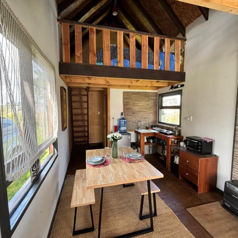 Tiny House, Tiny Black Frutillar - Family Room with Garden View - 8