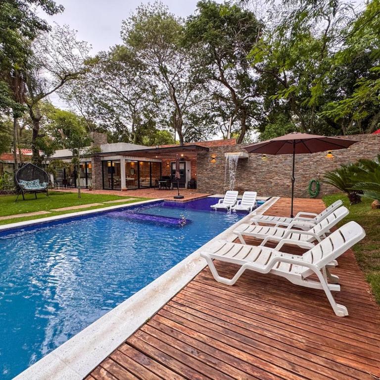 Casa en Sanber con piscina y jardín grande - Four-Bedroom Vacation Home - 12