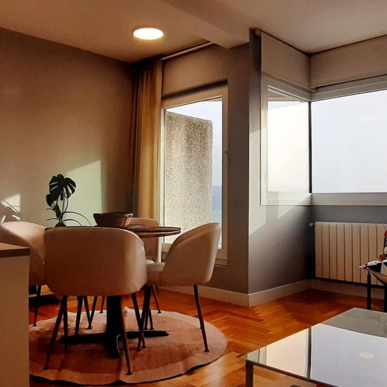 Vistas a la ria y garaje en el Castro, centro Vigo - Apartamento de 2 dormitorios - 10