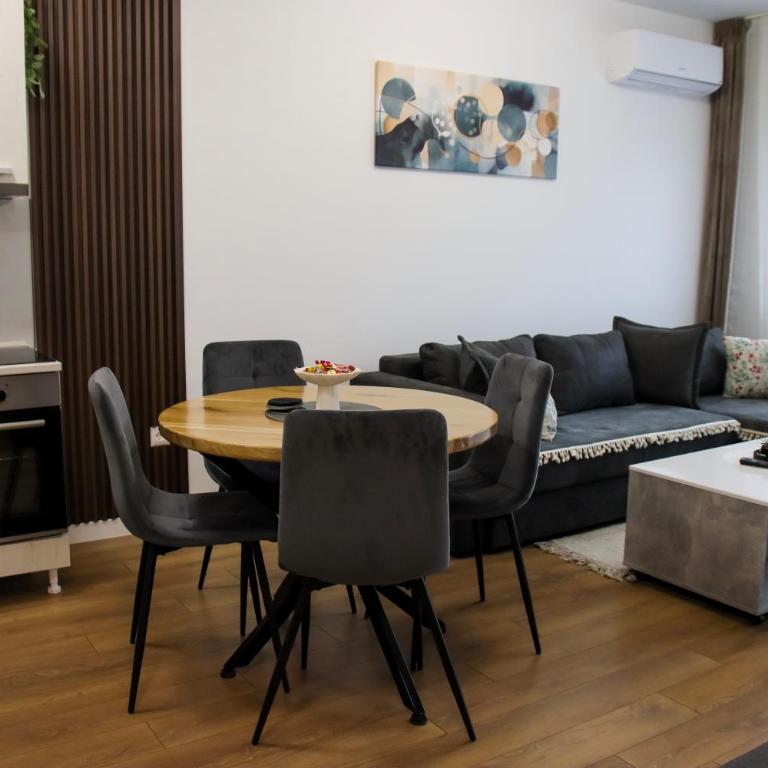 Apartment VIP - One-Bedroom Apartment - 12