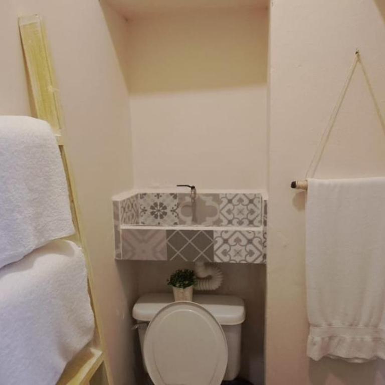 Casa Peregrina 613 - Double Room with Private Bathroom - 6