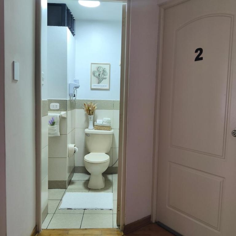 Habitación Pequeña dentro departamento compartido 402 - Standard Single Room with Shared Bathroom - 15