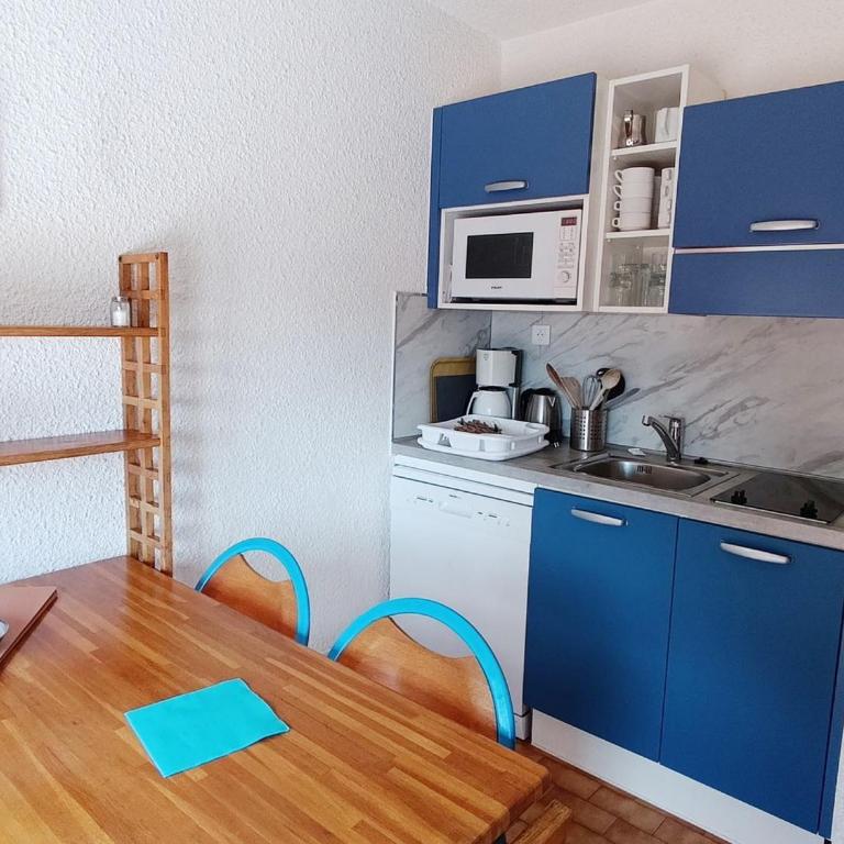Appartement 6 pers., vue mer, Wi-Fi inclus - FR-1-827-38 - Appartement - 17