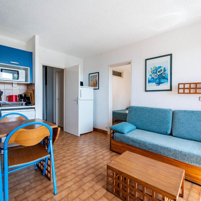 Appartement 8 personnes, terrasse, Wi-Fi, vue mer - FR-1-827-34 - Appartement - 13