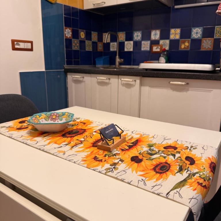 Giallo Napoli - Casa con 1 Camera da Letto - 10