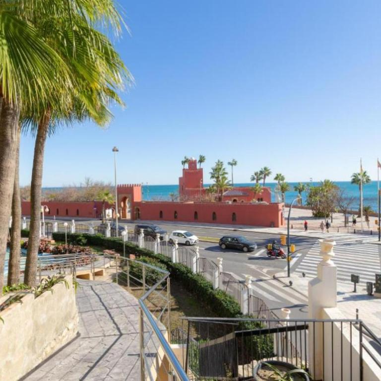 BENALBEACH Vistas al mar con Parking y Wifi - Apartamento de 1 dormitorio con balcón y vistas al mar - 61