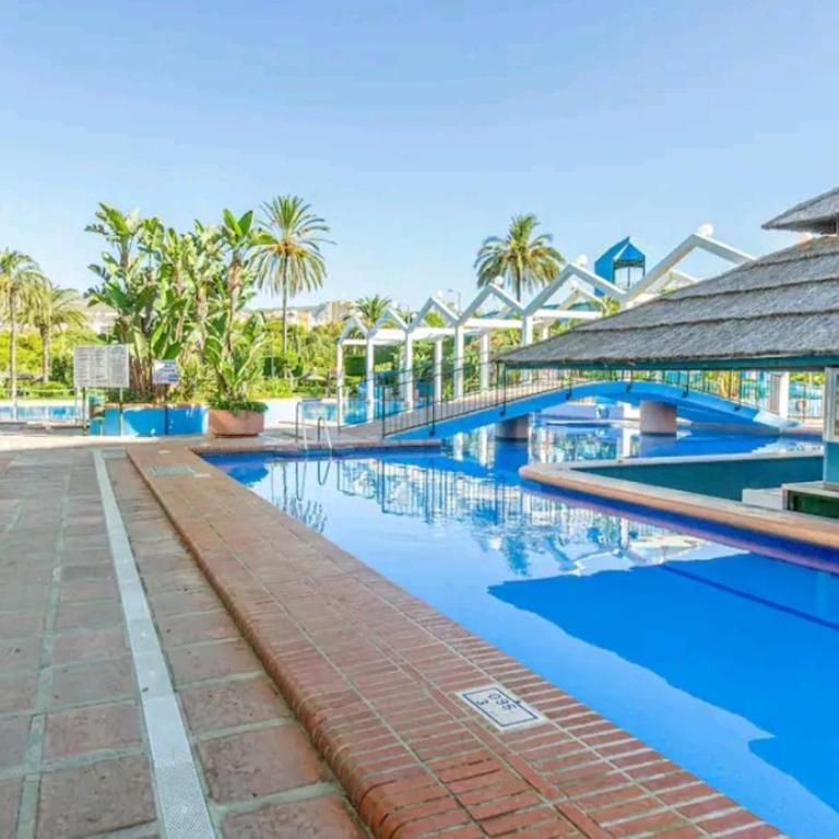 BENALBEACH Vistas al mar con Parking y Wifi - Apartamento de 1 dormitorio con balcón y vistas al mar - 66