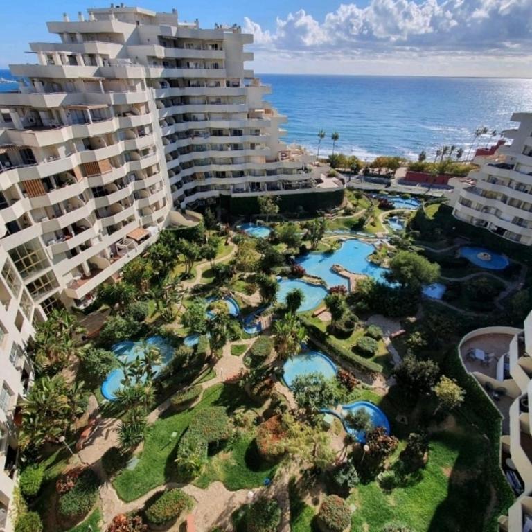 BENALBEACH Vistas al mar con Parking y Wifi - Apartamento de 1 dormitorio con balcón y vistas al mar - 62