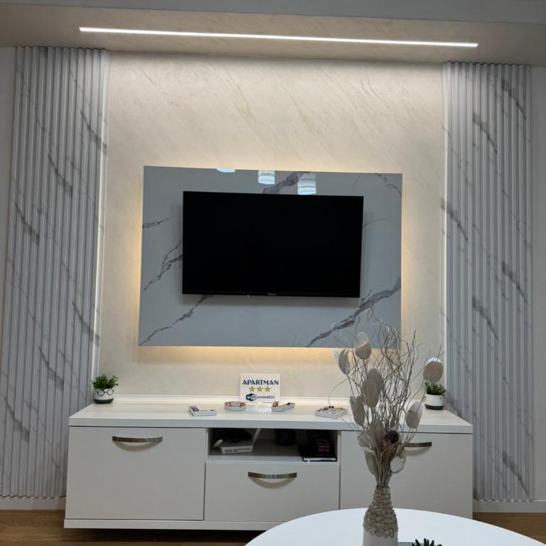 Stan na Dan-Apartman Smile Lukavica - One-Bedroom Apartment - 4