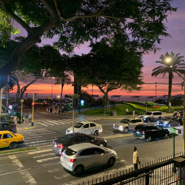 Perfect Location Apt in Miraflores - One-Bedroom Apartment - 5