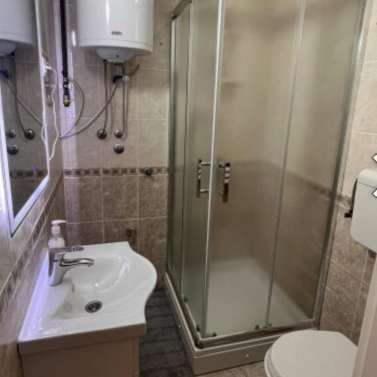 Rouz - Apartman sa 1 Spavaćom Sobom - 3