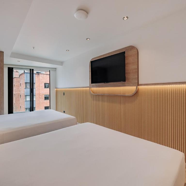 Lomm By Somos The Group - Superior Double Room with Two Double Beds - 2