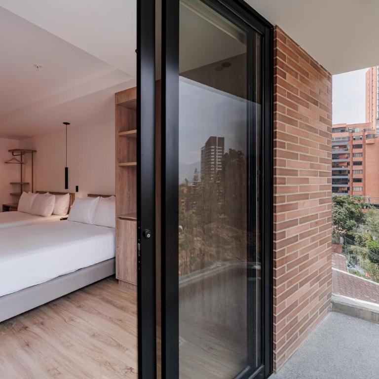Lomm By Somos The Group - Superior Double Room with Two Double Beds - 11